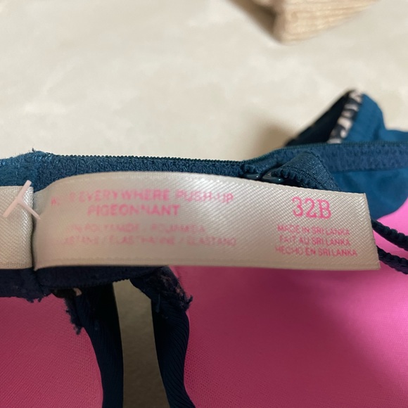 PINK Victoria’s Secret Teal with Cheetah Print 32B Wear Everywhere Push Up Bra - Picture 3 of 3